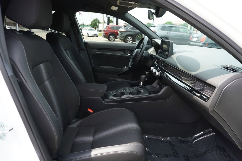 Used 2024 Honda Civic Sport image 29
