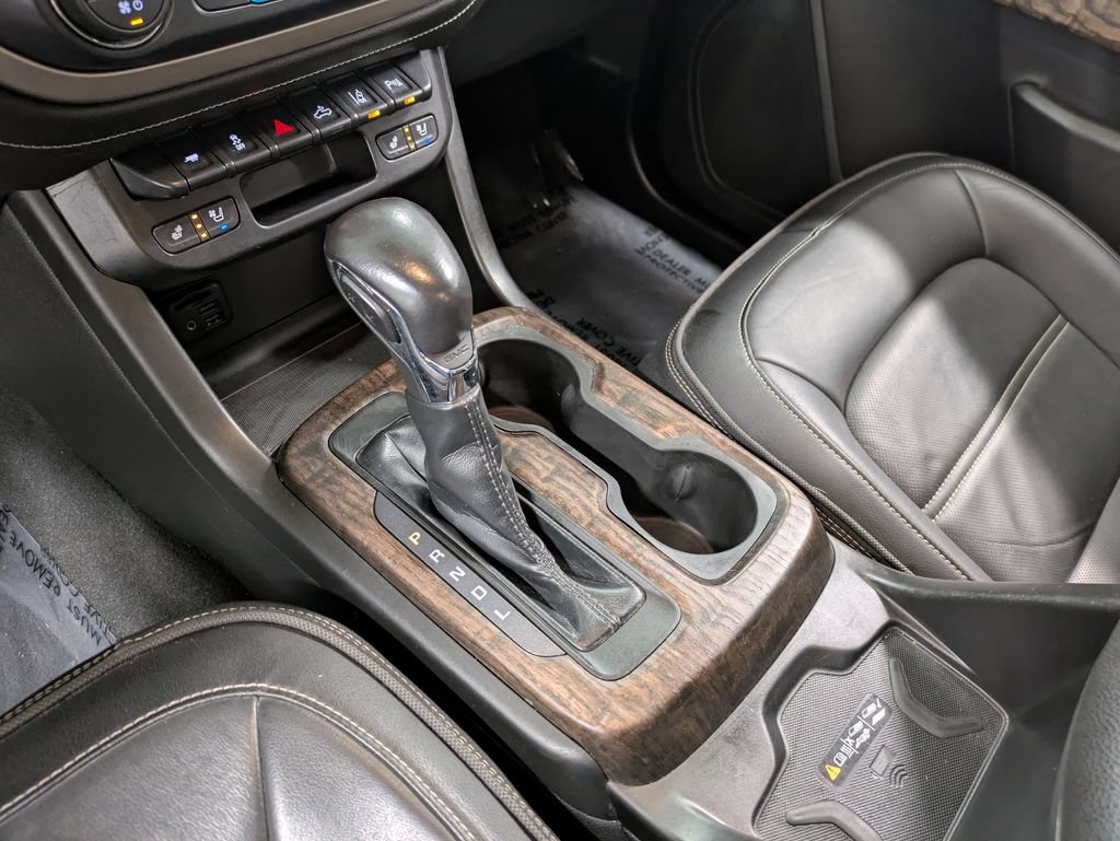 Used 2022 GMC Canyon Denali AWD/4WD image 14