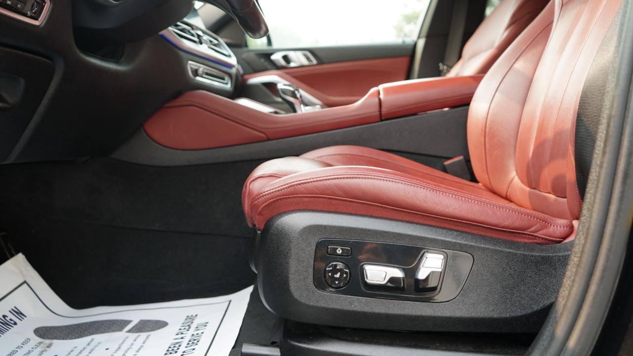 Used 2021 BMW X6 M50i w/ Executive Package AWD/4WD image 45