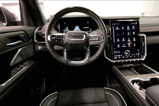 Used 2025 GMC Acadia Denali w/ Super Cruise Package image 6