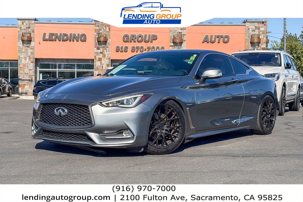 Used 2017 INFINITI Q60 2.0t w/ Premium Plus Package 2.0T RWD image 1