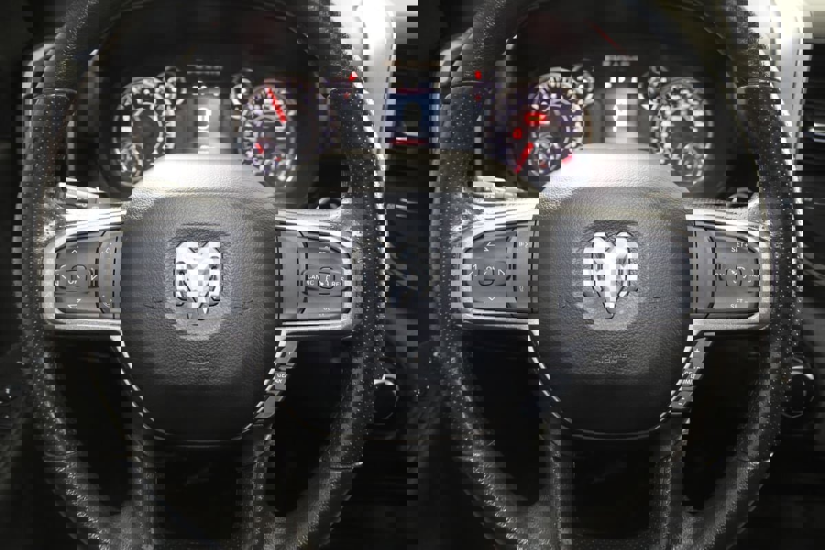 Used 2023 RAM 3500 Tradesman w/ Chrome Appearance Group image 32