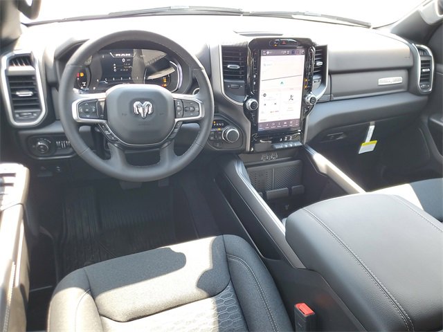 New 2026 RAM 1500 4x4 Crew Cab image 15