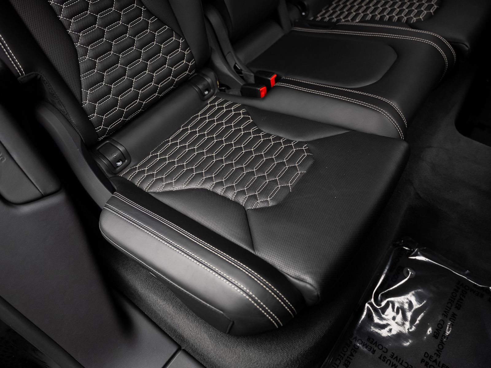 Used 2020 Lamborghini Urus image 36