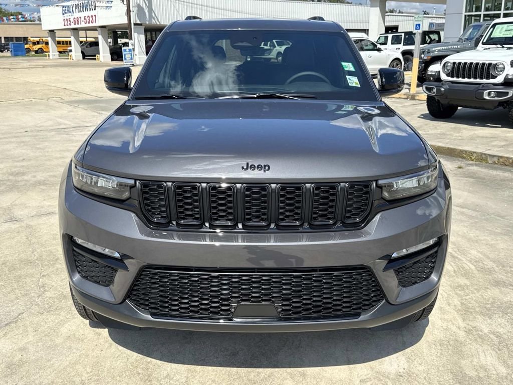 New 2025 Jeep Grand Cherokee Limited w/ Black Appearance Package RWD image 2