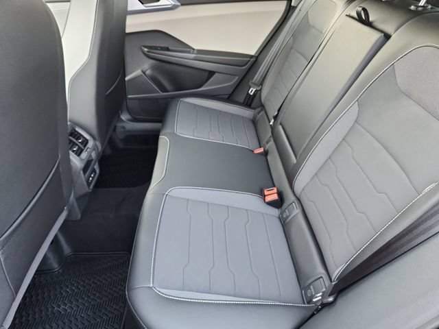 New 2026 Volkswagen Taos SE AWD/4WD image 21