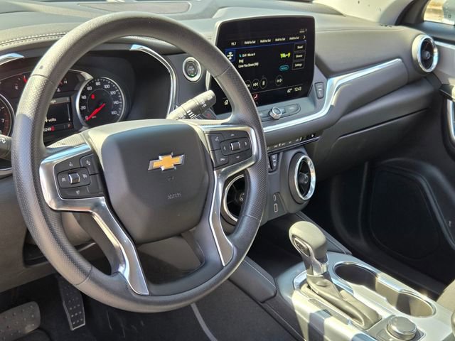 Used 2025 Chevrolet Blazer LT image 10