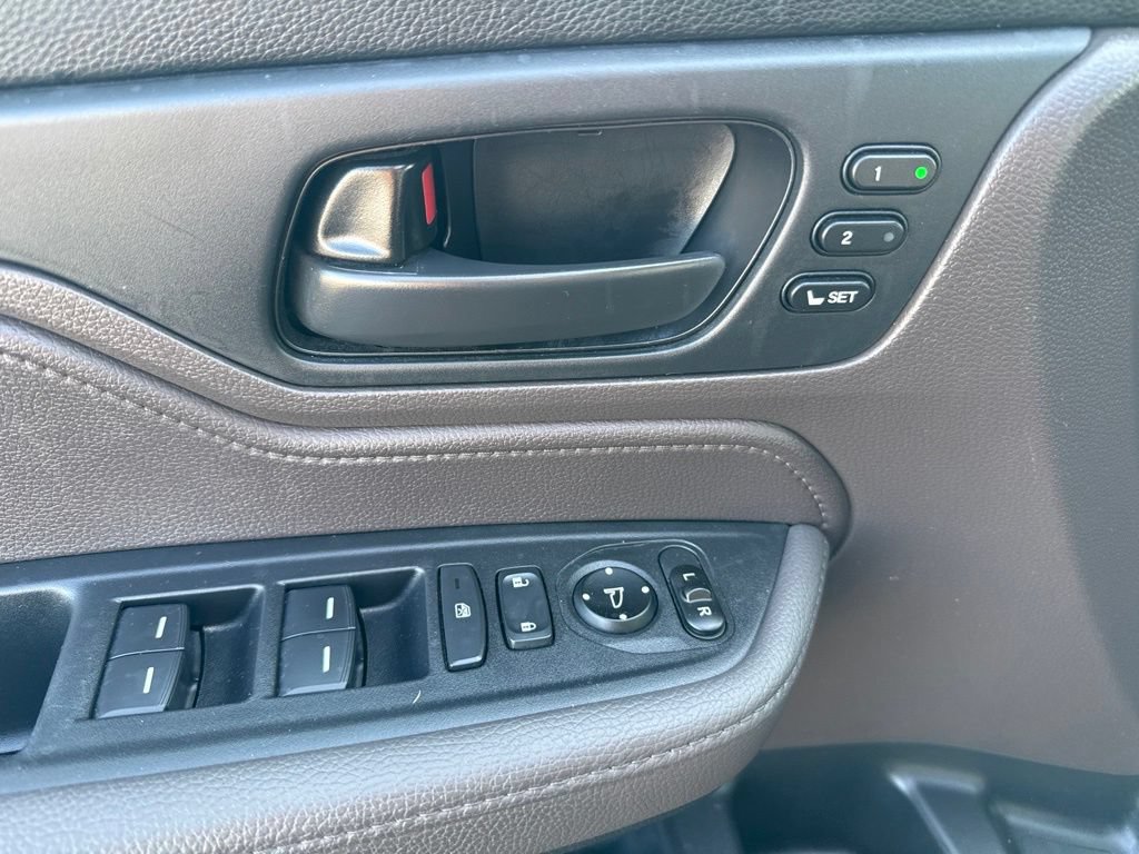 Used 2019 Honda Odyssey EX-L image 17