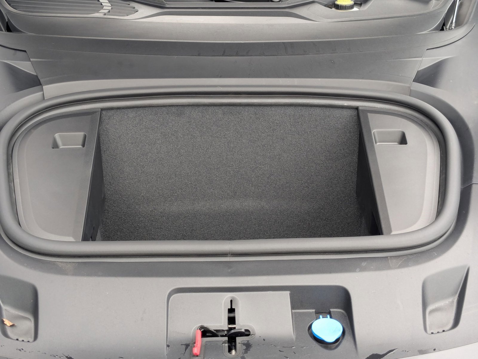New 2026 Porsche Taycan AWD/4WD image 26