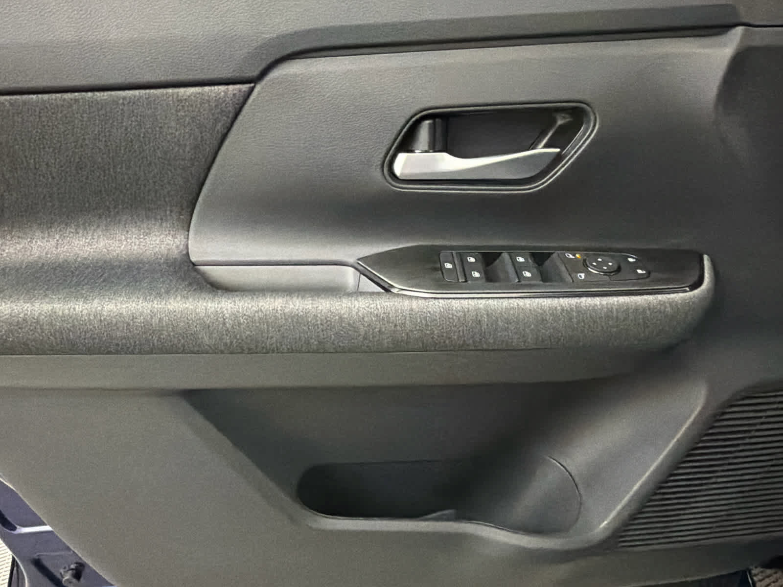 New 2026 Nissan Kicks SV w/ SV Premium Package FWD image 22