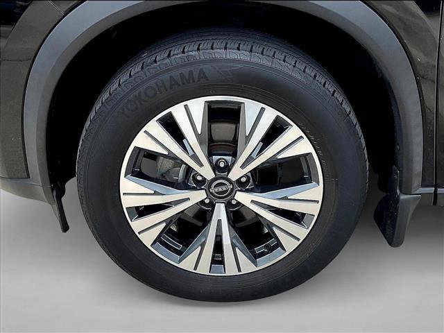 Used 2023 Nissan Rogue SV FWD image 8