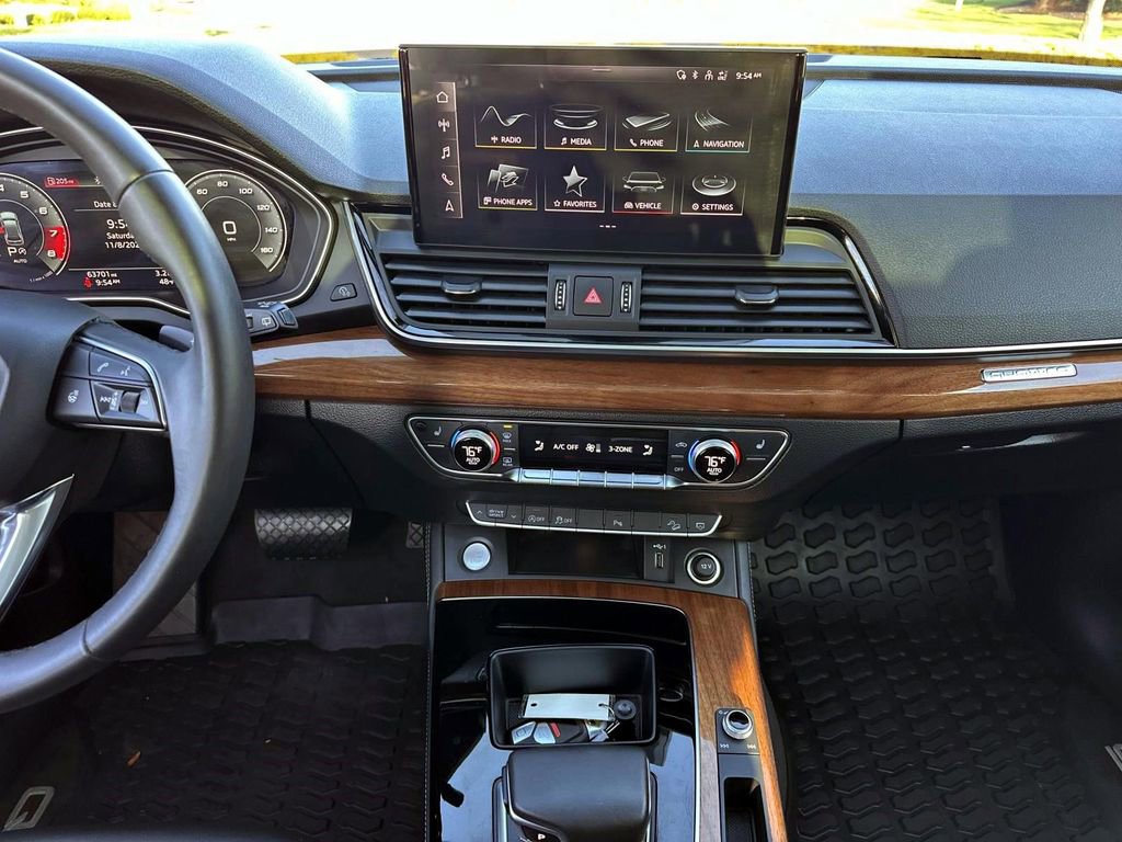 Used 2021 Audi Q5 2.0T Premium Plus image 32