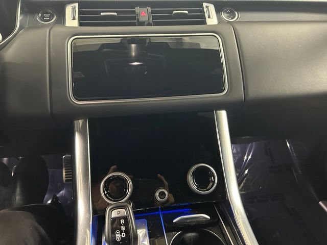 Used 2019 Land Rover Range Rover Sport Supercharged AWD/4WD image 19