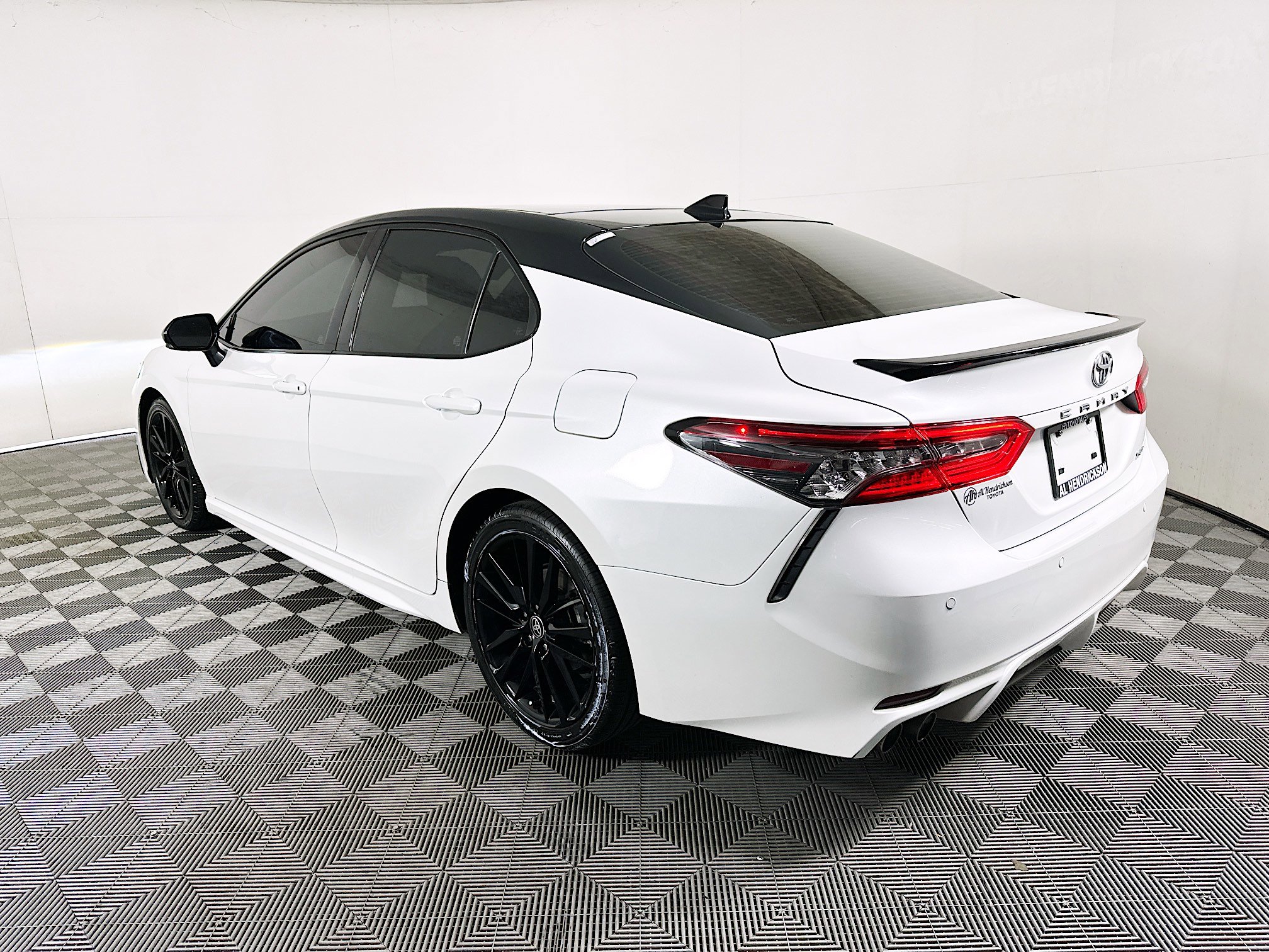 Used 2024 Toyota Camry XSE w/ Navigation Package FWD image 5