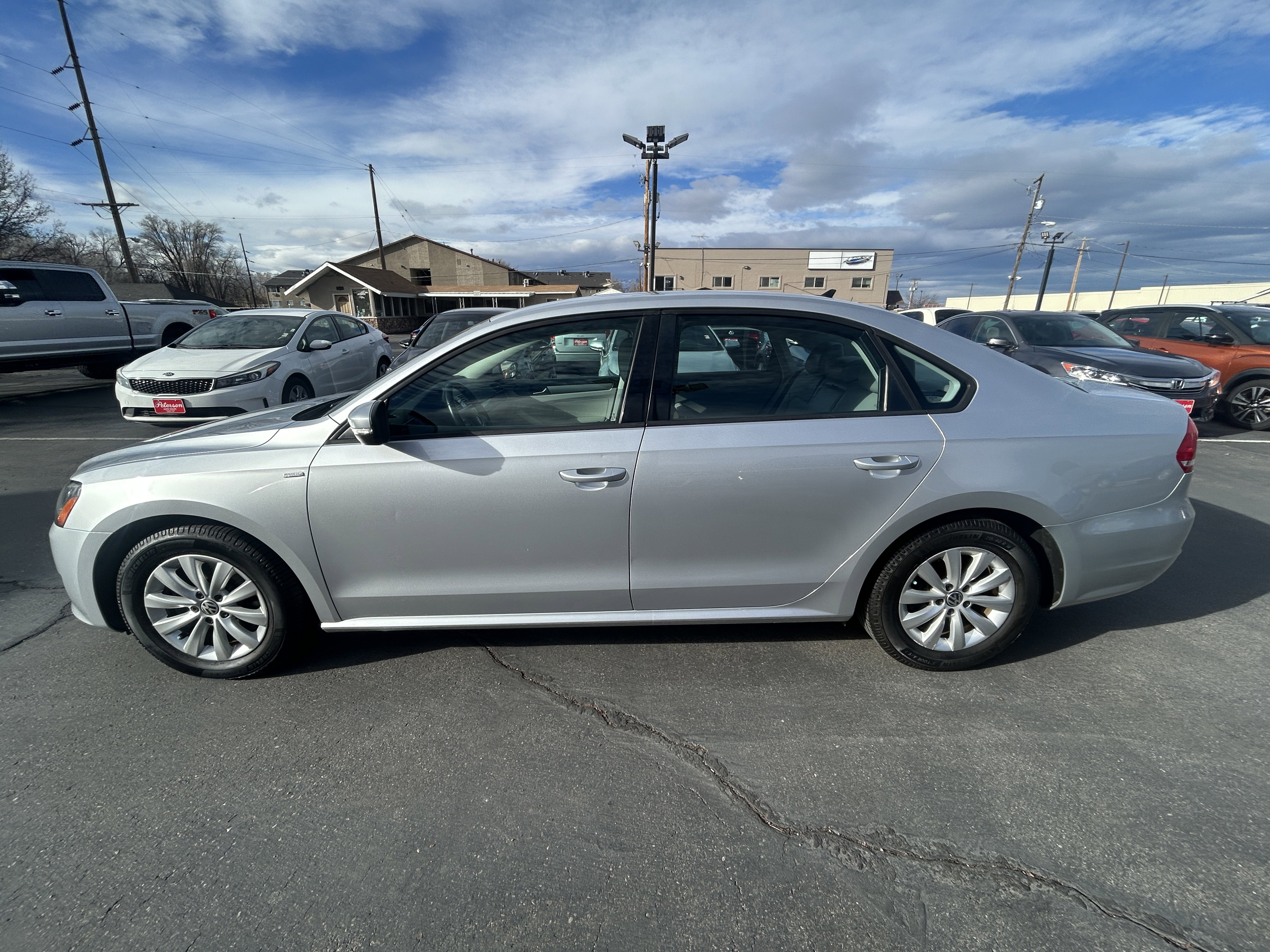 Used 2014 Volkswagen Passat 1.8T Wolfsburg Edition image 4