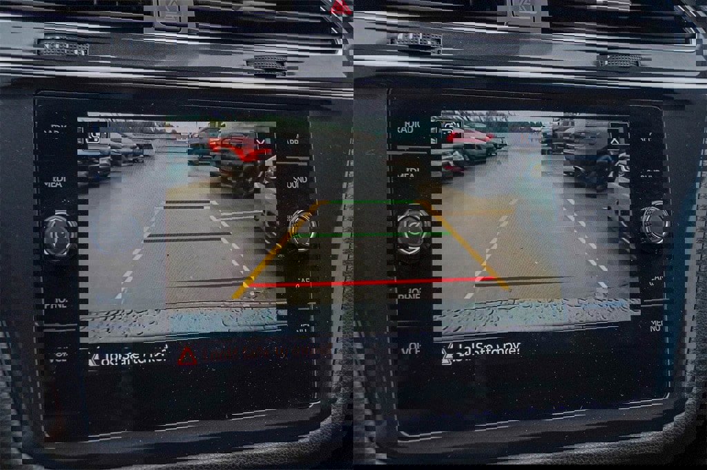 New 2024 Volkswagen Tiguan SE R-Line image 14