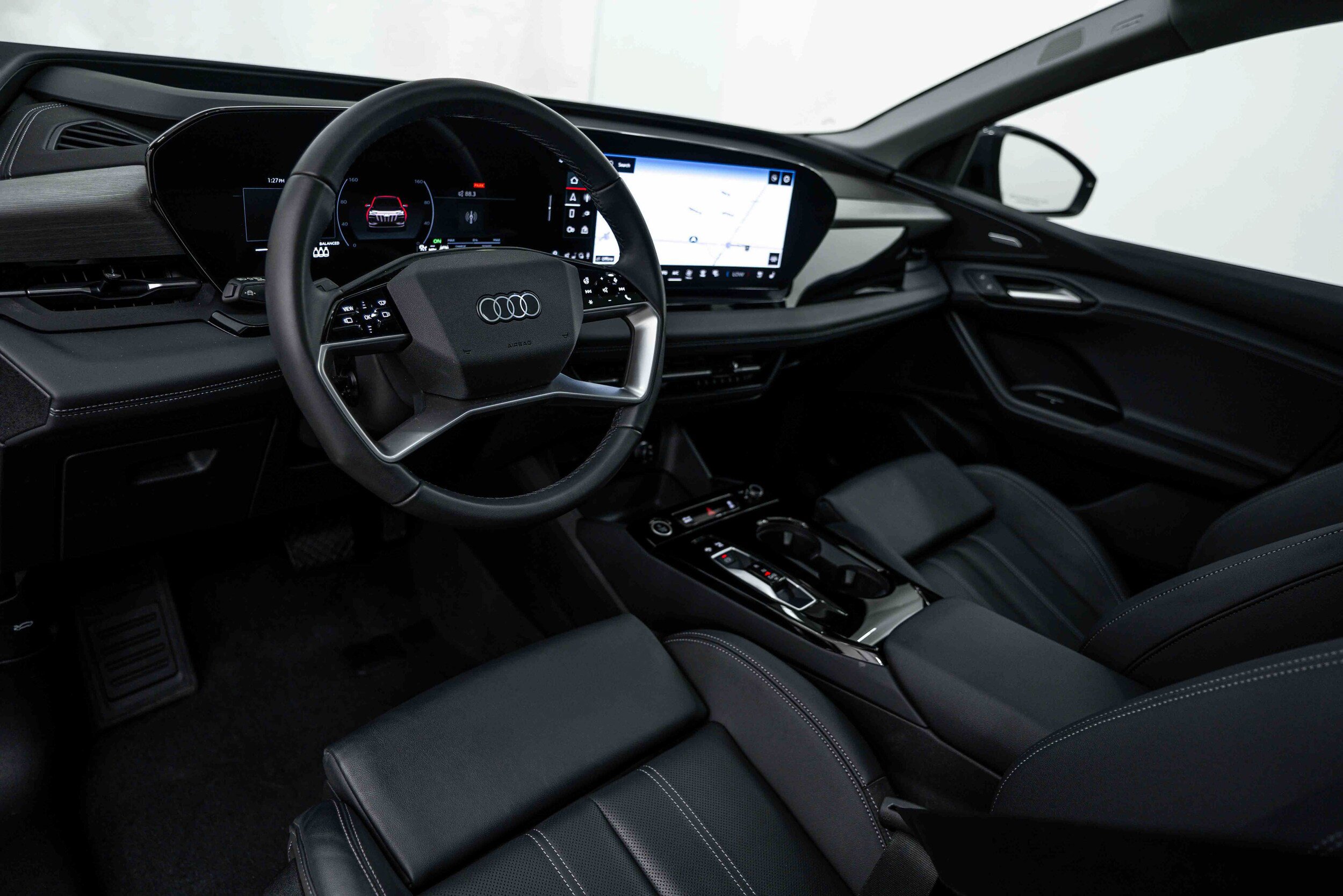 Used 2025 Audi Q6 e-tron Premium Plus w/ Premium Plus AWD/4WD image 9