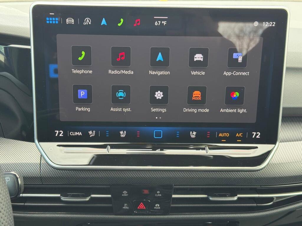 Used 2026 Volkswagen Golf 2.0T image 12