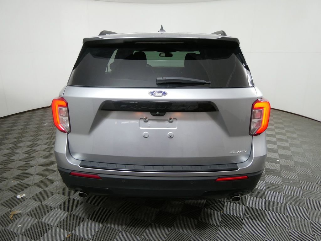 Used 2023 Ford Explorer ST-Line image 4