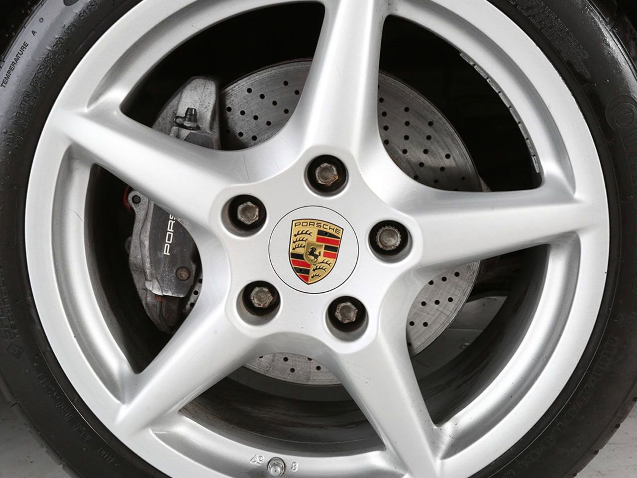 Used 2006 Porsche 911 Carrera 4 AWD/4WD image 13