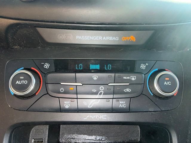 Used 2016 Ford Focus SE FWD image 26