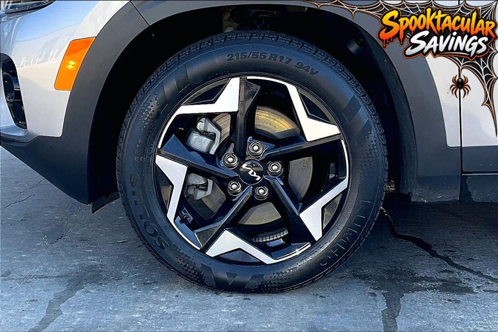 Used 2024 Kia Seltos EX AWD/4WD image 9