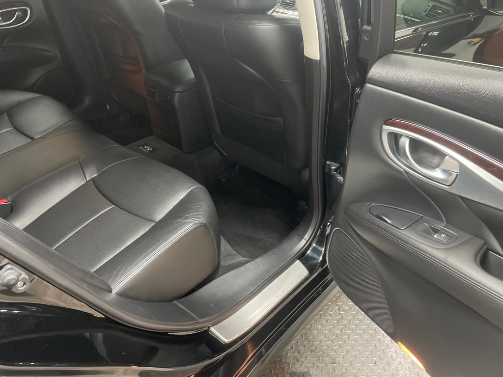 Used 2013 INFINITI M37 x w/ Premium Pkg image 33