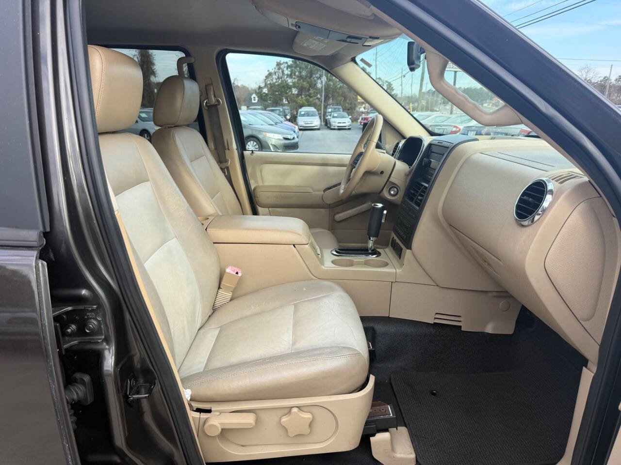 Used 2007 Ford Explorer Sport Trac Limited image 15