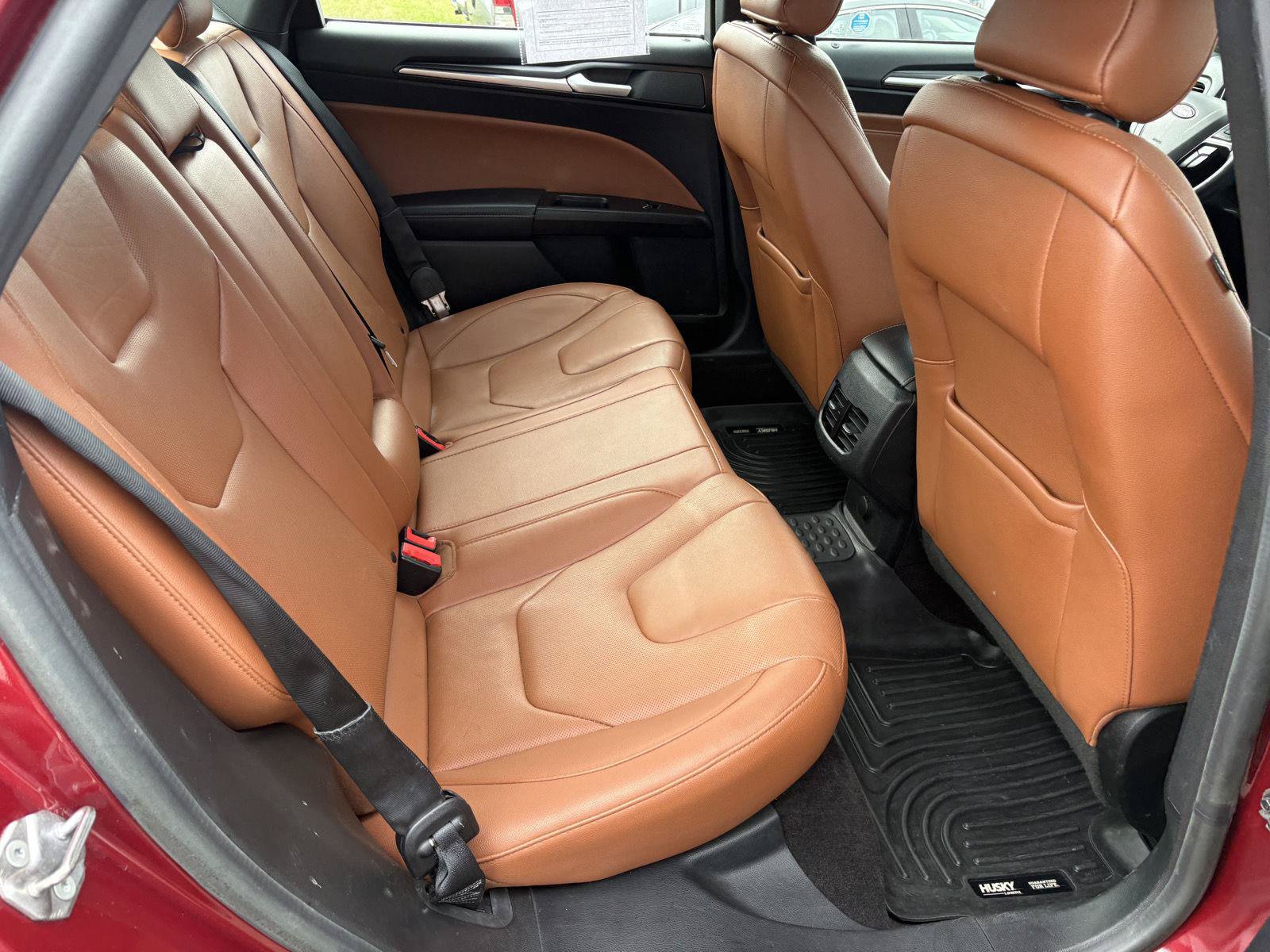 Used 2019 Ford Fusion Energi Titanium FWD image 16