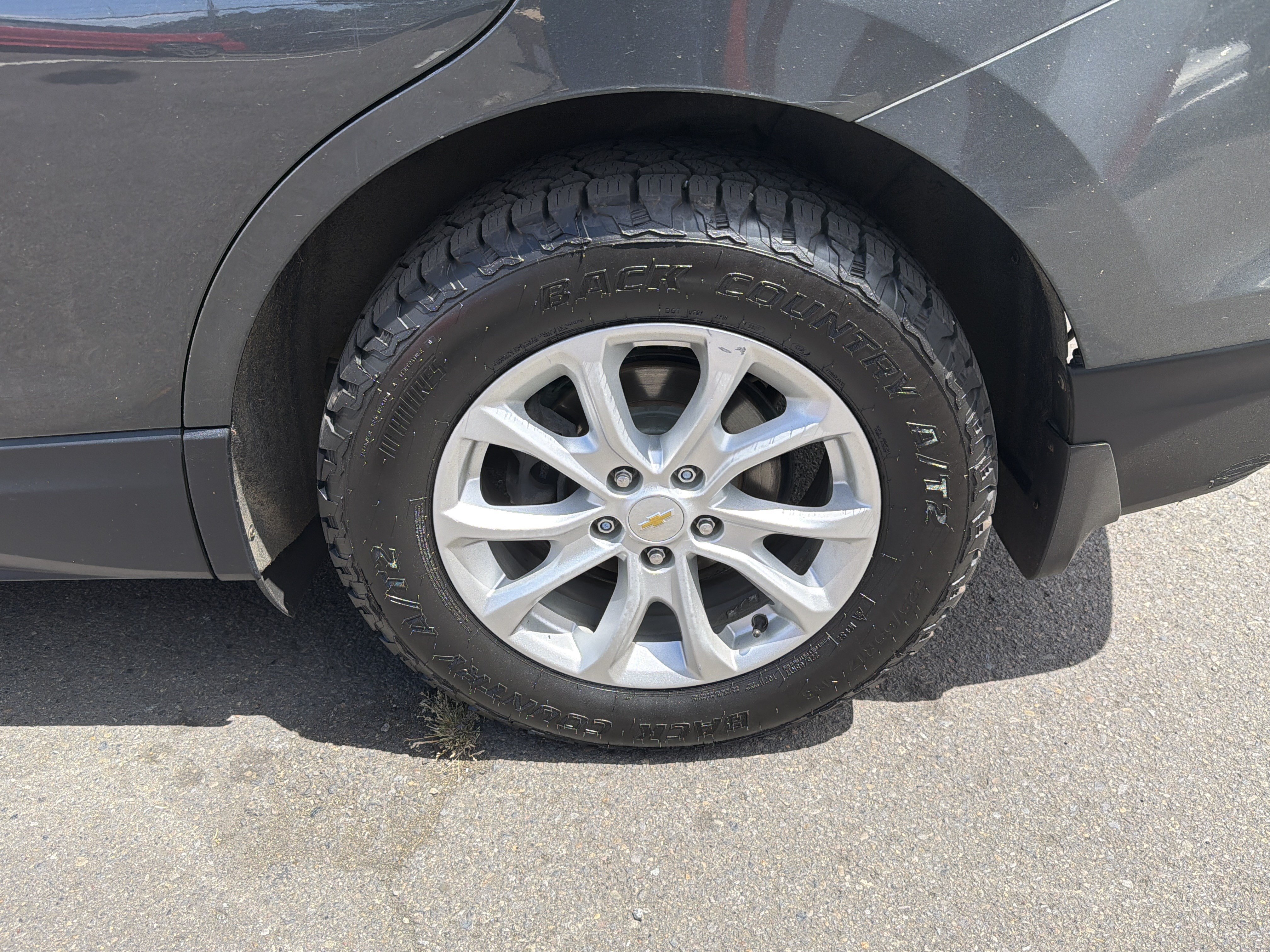 Used 2019 Chevrolet Equinox LT w/ Sun & Navigation Package AWD/4WD image 26