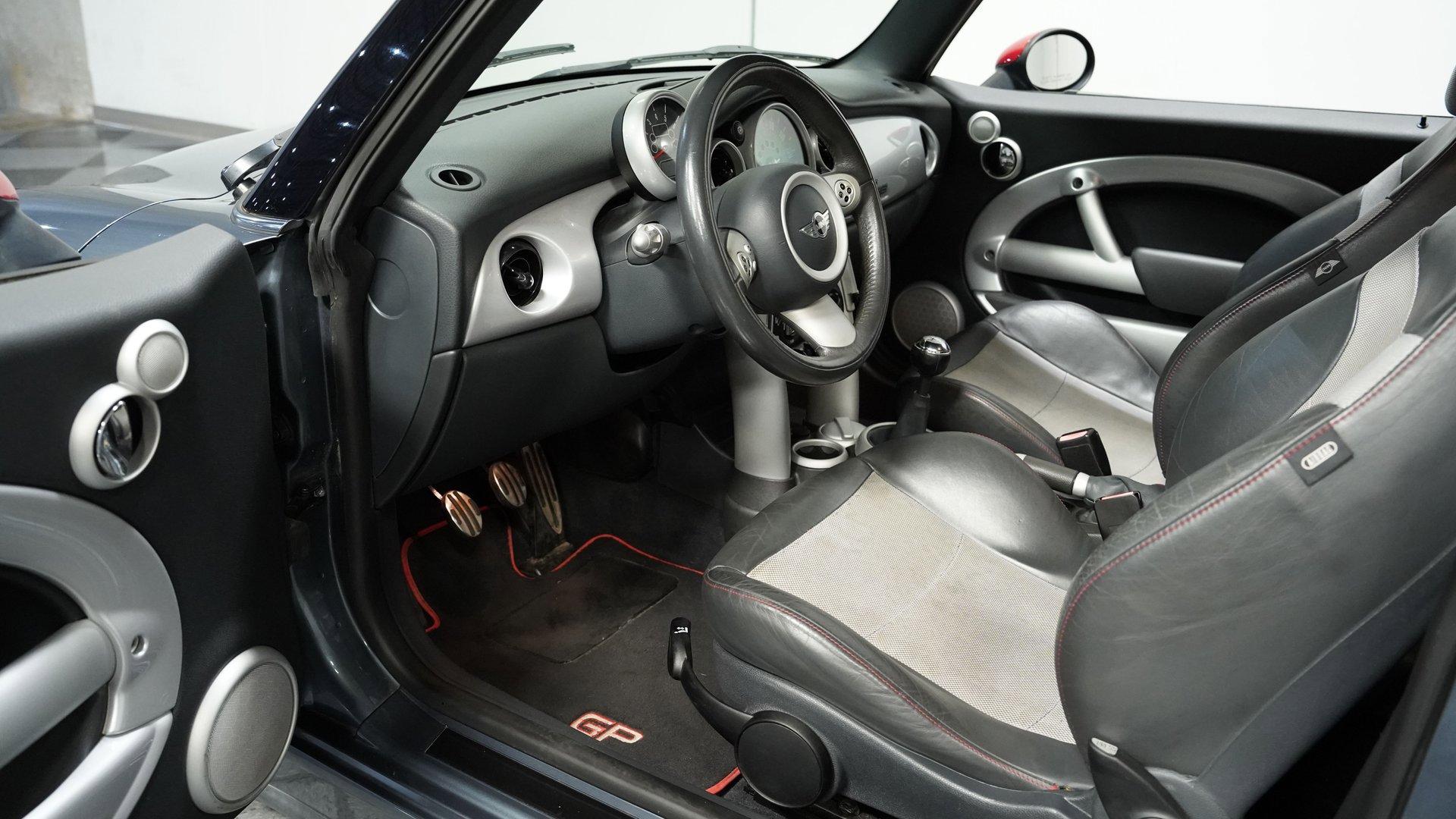 Used 2006 MINI Cooper S image 4