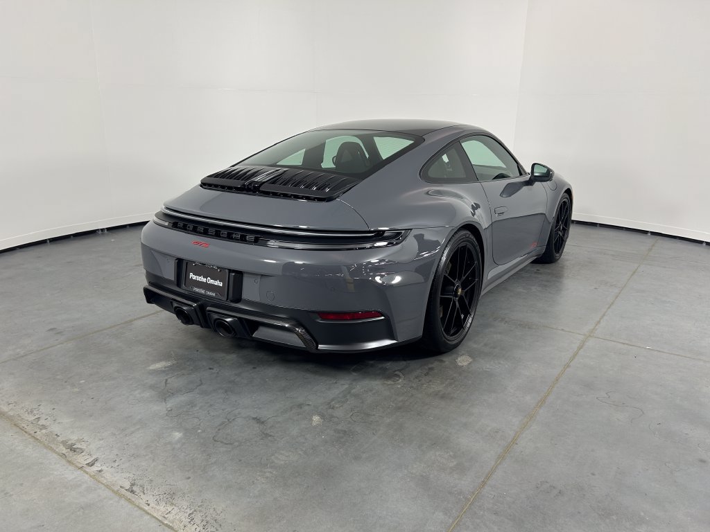 Used 2026 Porsche 911 Carrera GTS RWD image 7