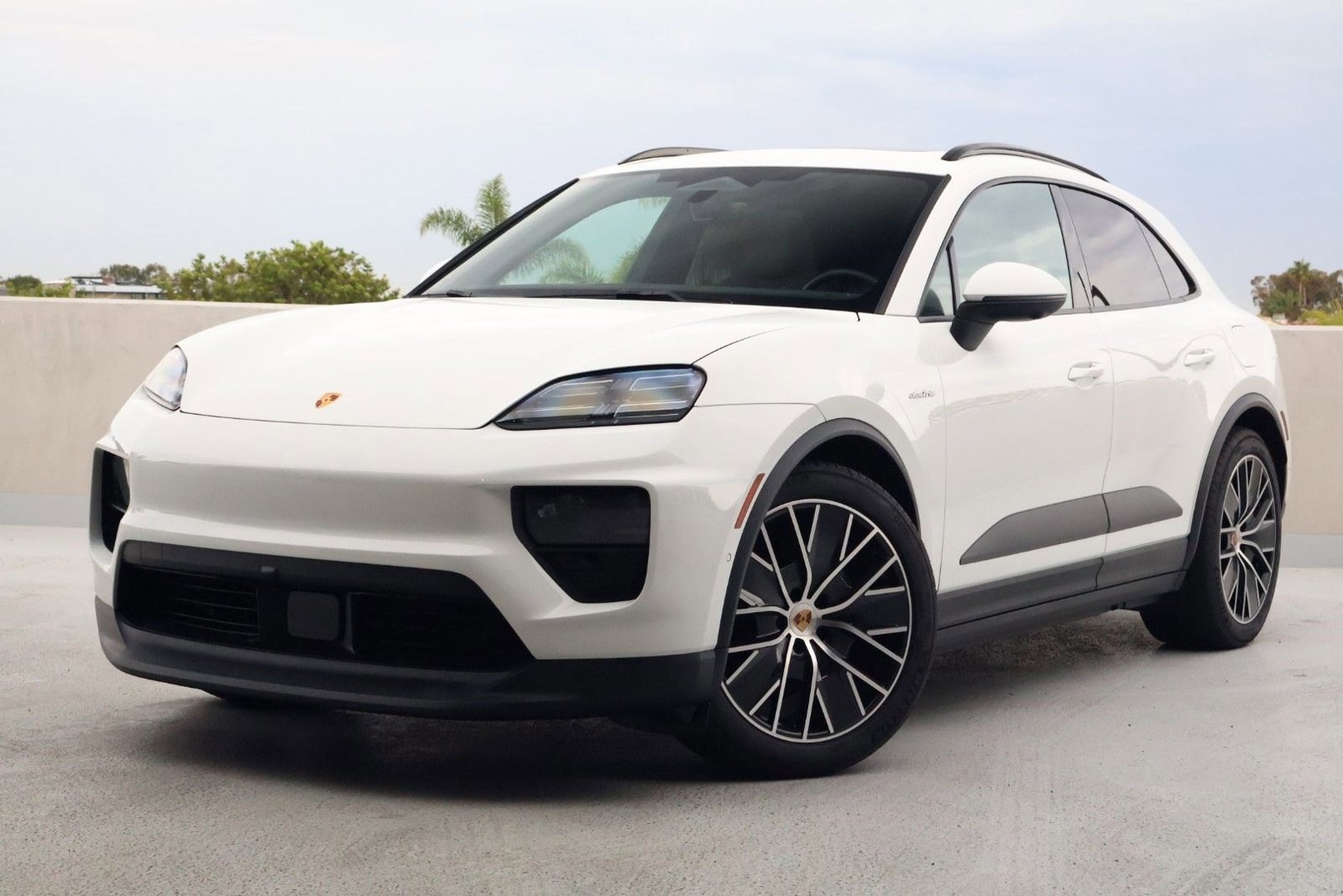 Certified 2024 Porsche Macan 4 Electric
