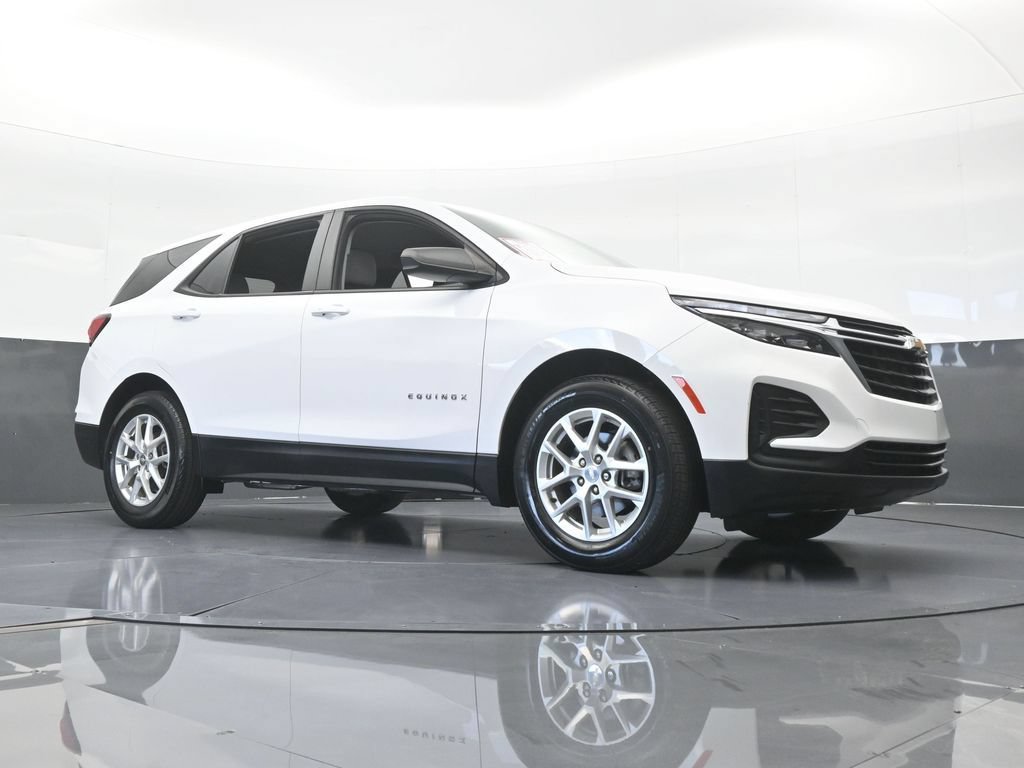 Used 2023 Chevrolet Equinox LS FWD image 57