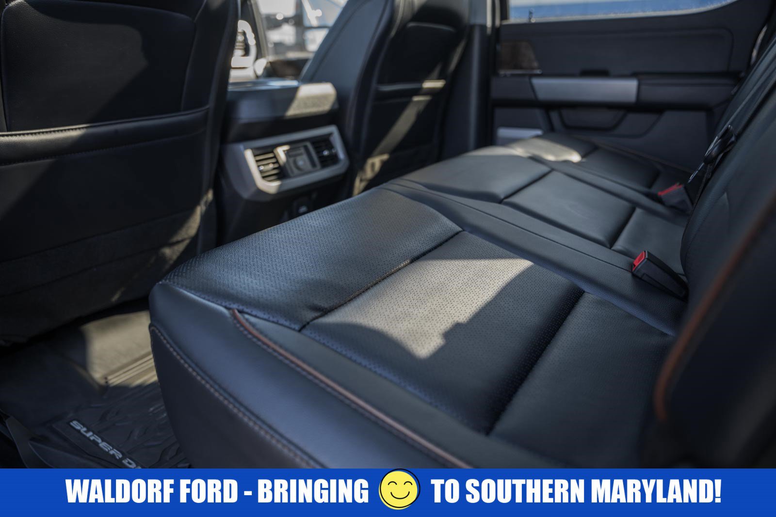 Used 2025 Ford F250 Lariat w/ Lariat Ultimate Package image 43