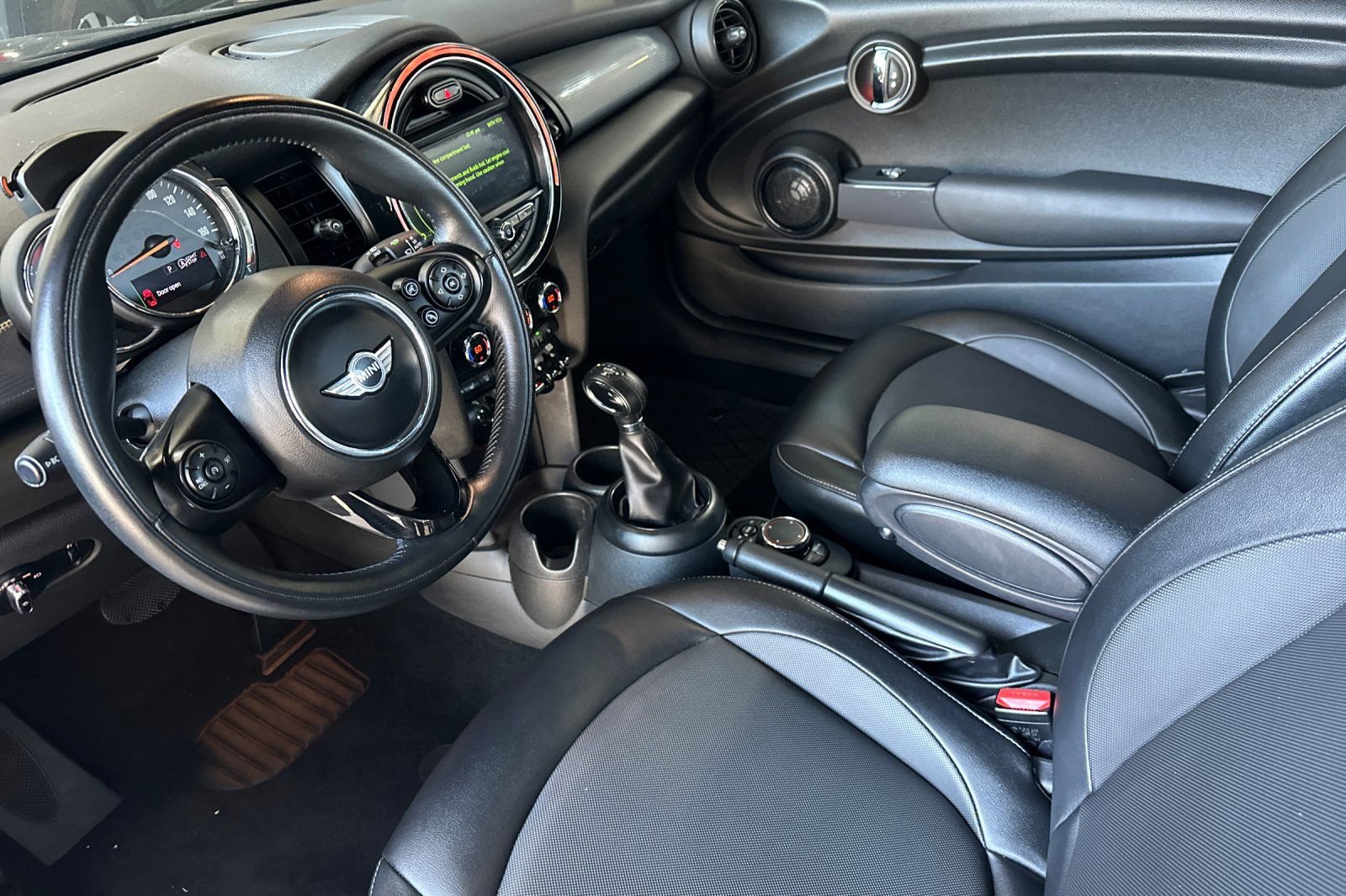 Used 2018 MINI Cooper Convertible FWD image 10