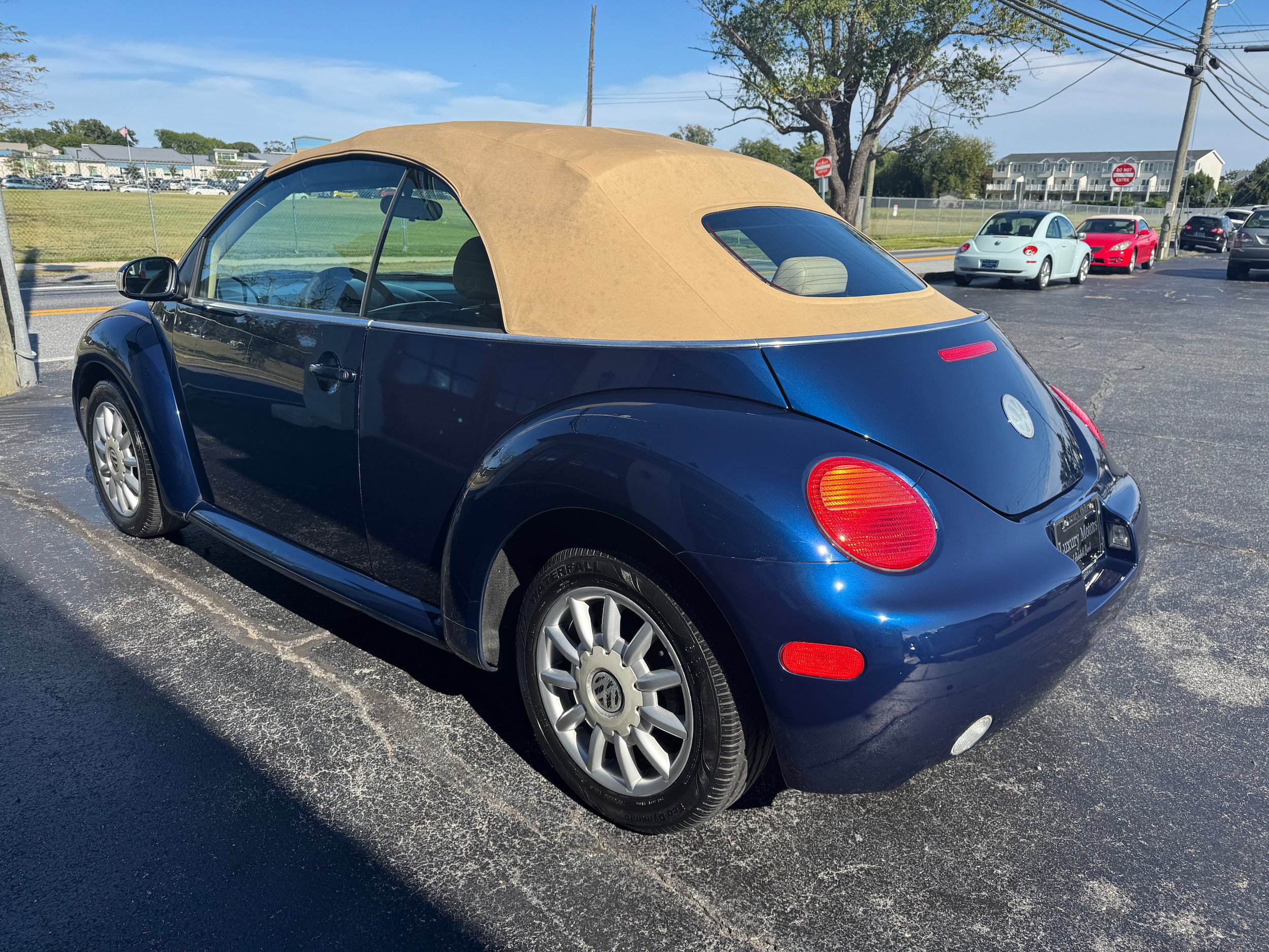 Used 2005 Volkswagen Beetle GLS FWD image 11