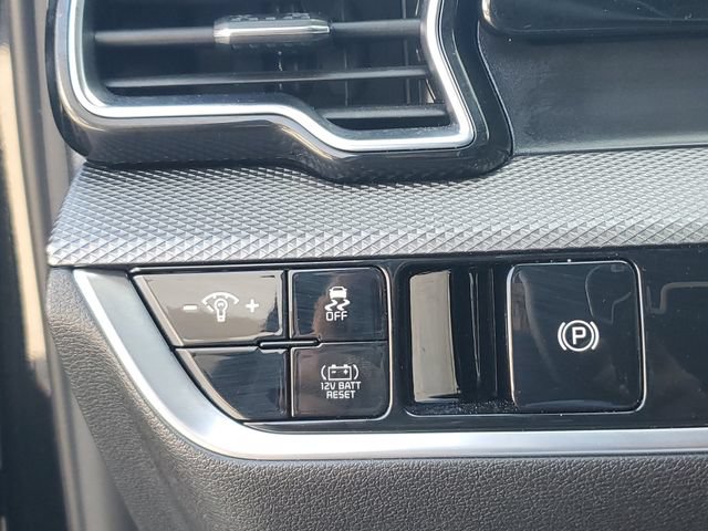 Certified 2023 Kia Sportage LX AWD/4WD image 30