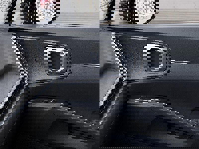 New 2025 Kia Sorento LX FWD image 25