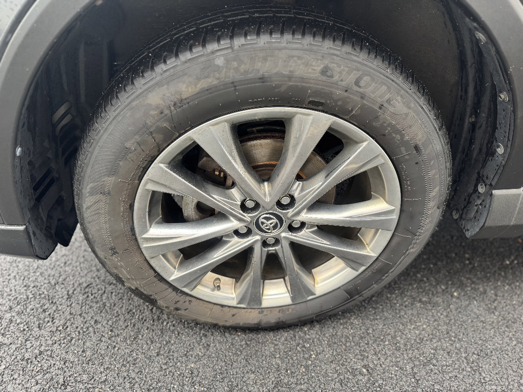 Used 2017 Toyota RAV4 Limited w/ Advanced Technology Package image 22