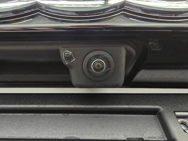 New 2027 Audi SQ8 Prestige AWD/4WD image 9
