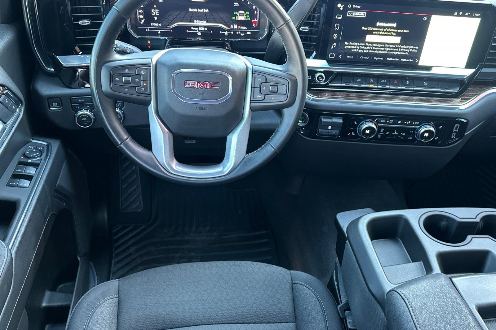 Used 2025 GMC Sierra 1500 Elevation image 15