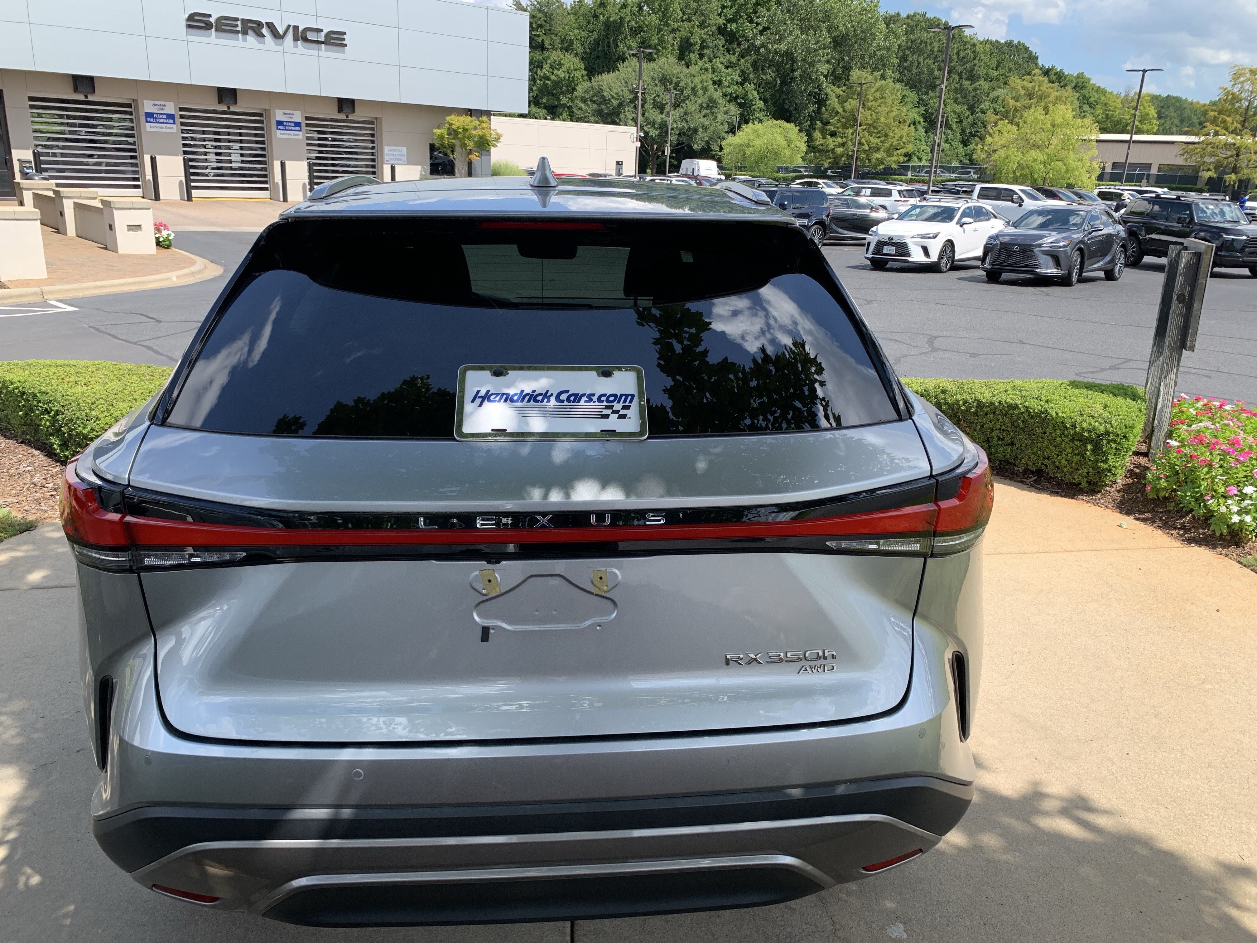 Used 2024 Lexus RX 350h w/ Cold Area Package AWD/4WD image 9