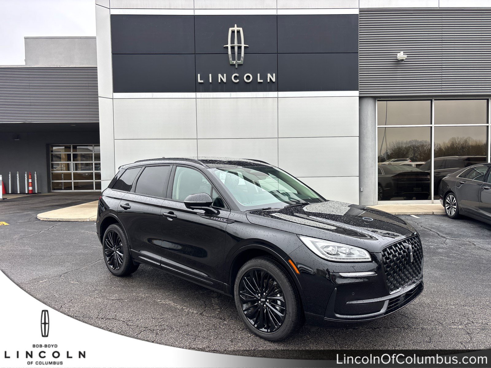 New 2026 Lincoln Corsair Reserve w/ Jet Appearance Package AWD/4WD image 1