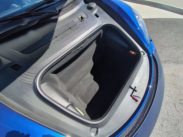 Used 2020 Porsche 718 Cayman GT4 RWD image 20