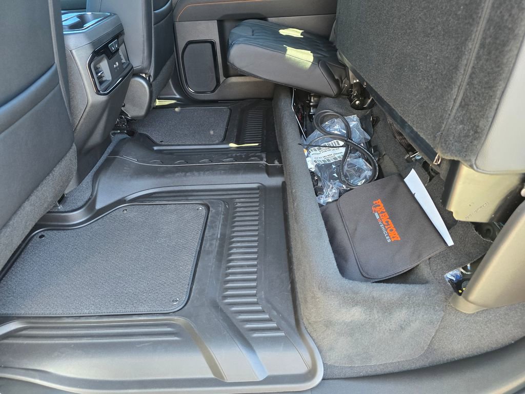 New 2025 GMC Sierra 1500 AT4 w/ AT4 Premium Package image 12
