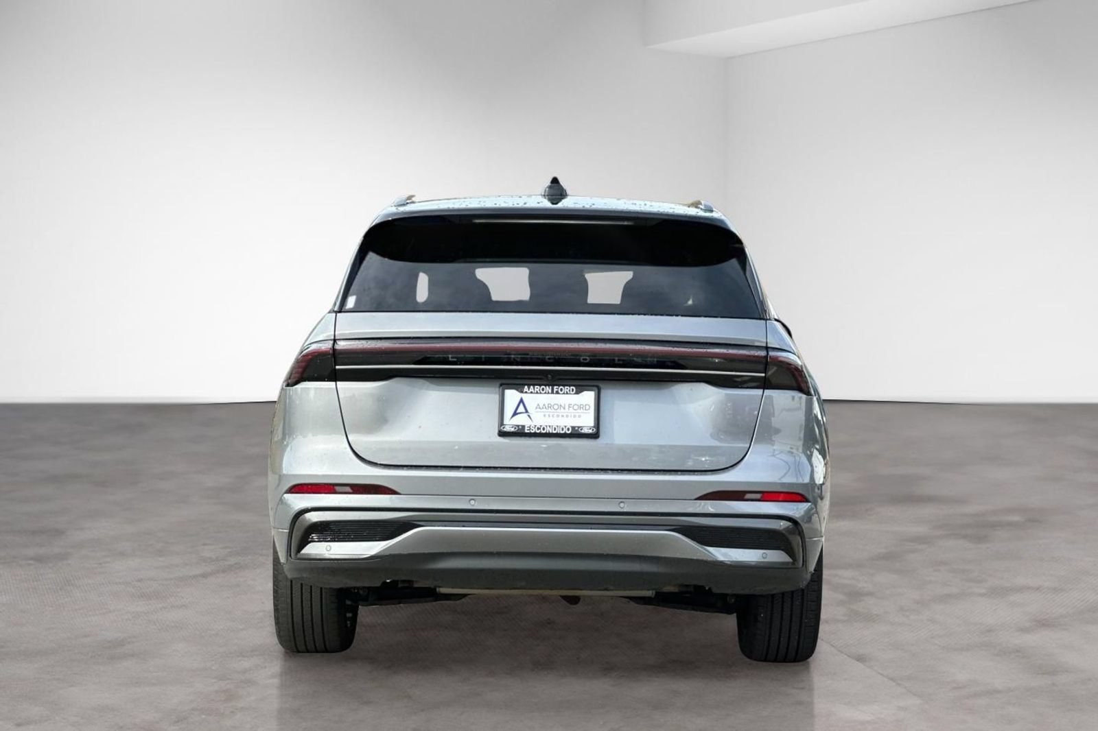 Used 2024 Lincoln Nautilus Black Label w/ Jet Appearance Package (87T) AWD/4WD image 4