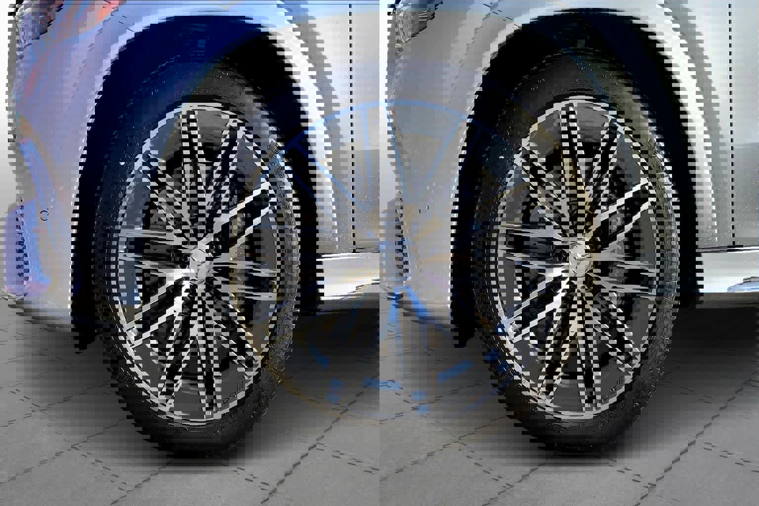 New 2026 Mercedes-Benz GLE 63 AMG S image 15