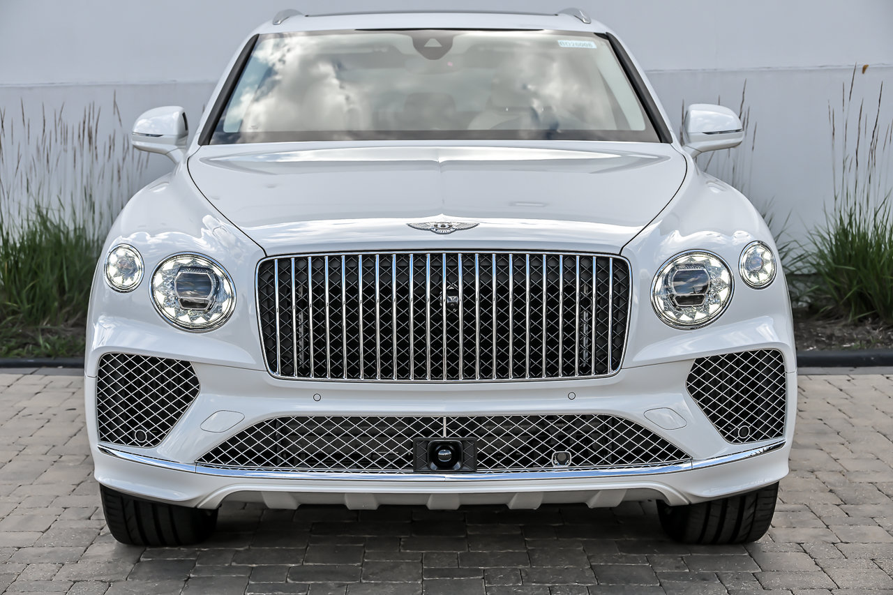 New 2026 Bentley Bentayga AWD/4WD image 4