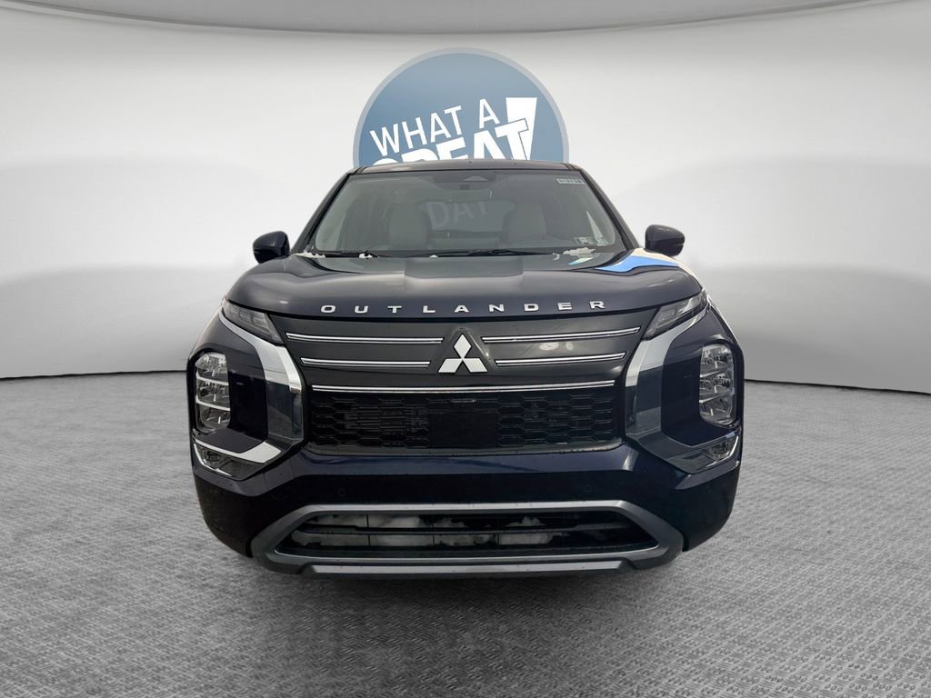 New 2026 Mitsubishi Outlander SE image 9